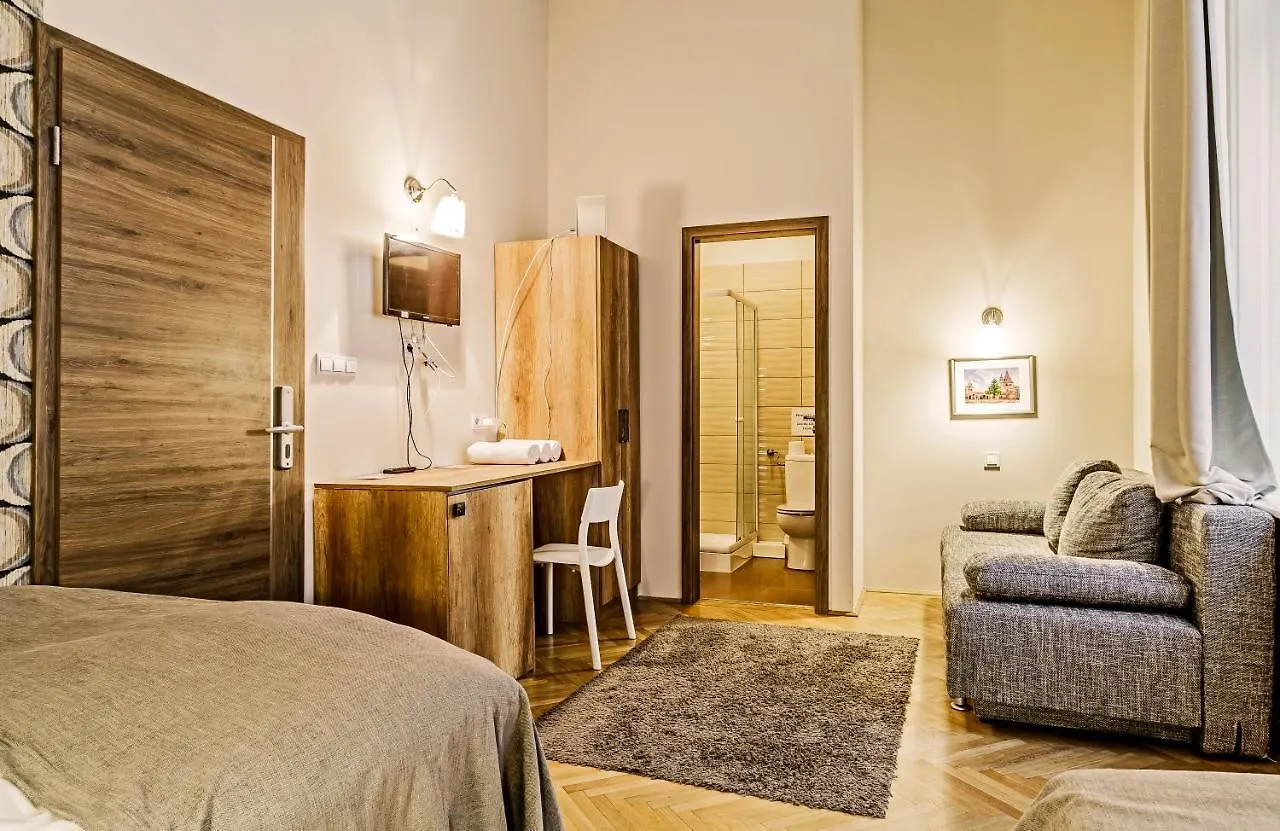 The Cream Bed & Breakfast Budapesta 2*,  Ungaria